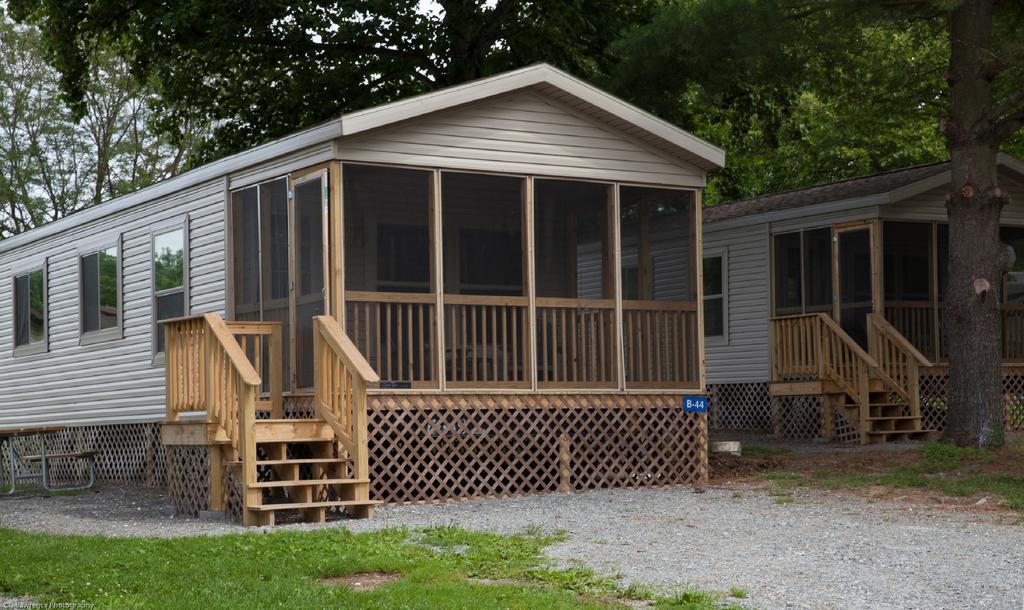 Circle M Camping Resort Screened Park Model 27 Wabank Экстерьер фото